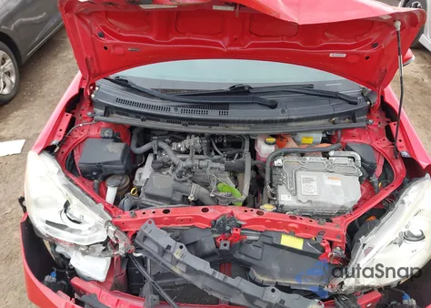 2013 Toyota Prius C Four from USA, damaged, VIN JTDKDTB32D1044121